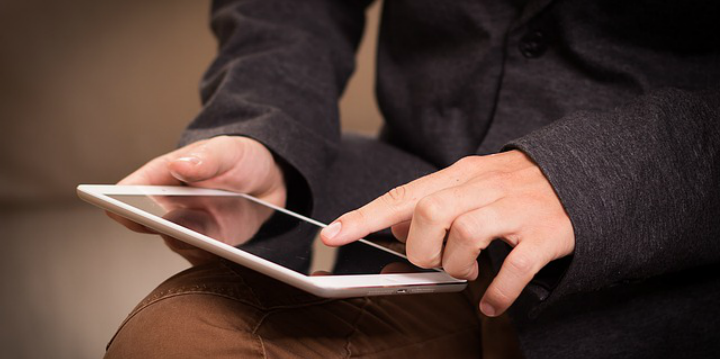 tablet large